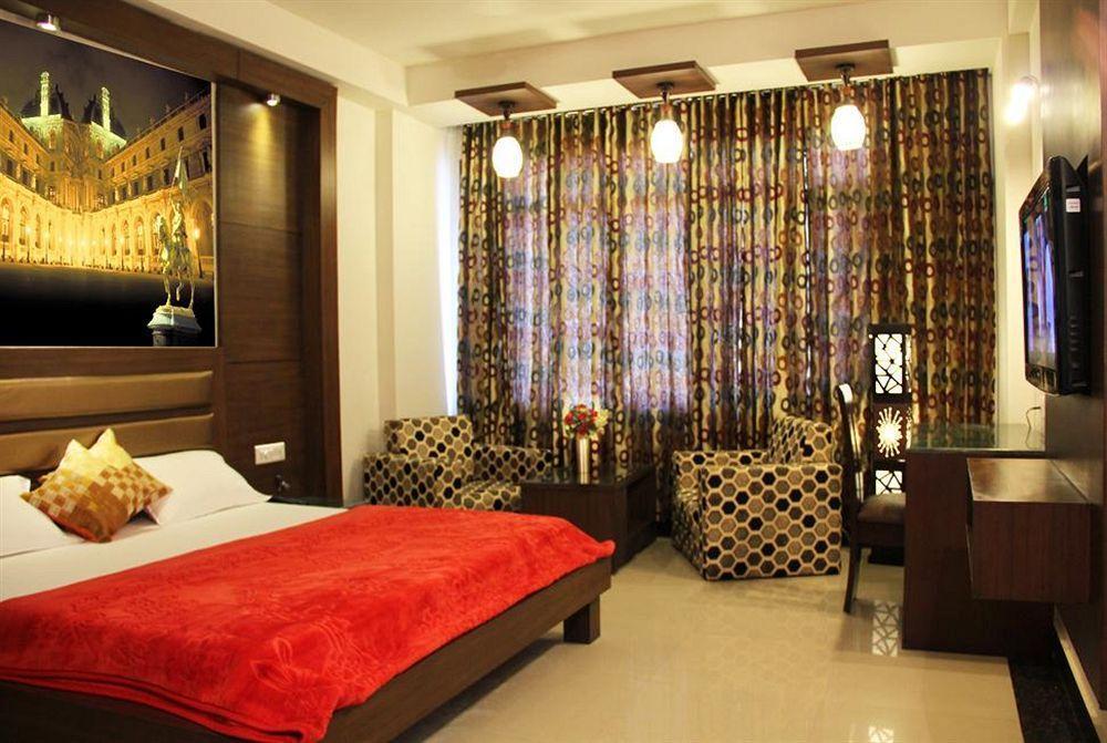 Namaskar Residency Otel Amritsar Dış mekan fotoğraf