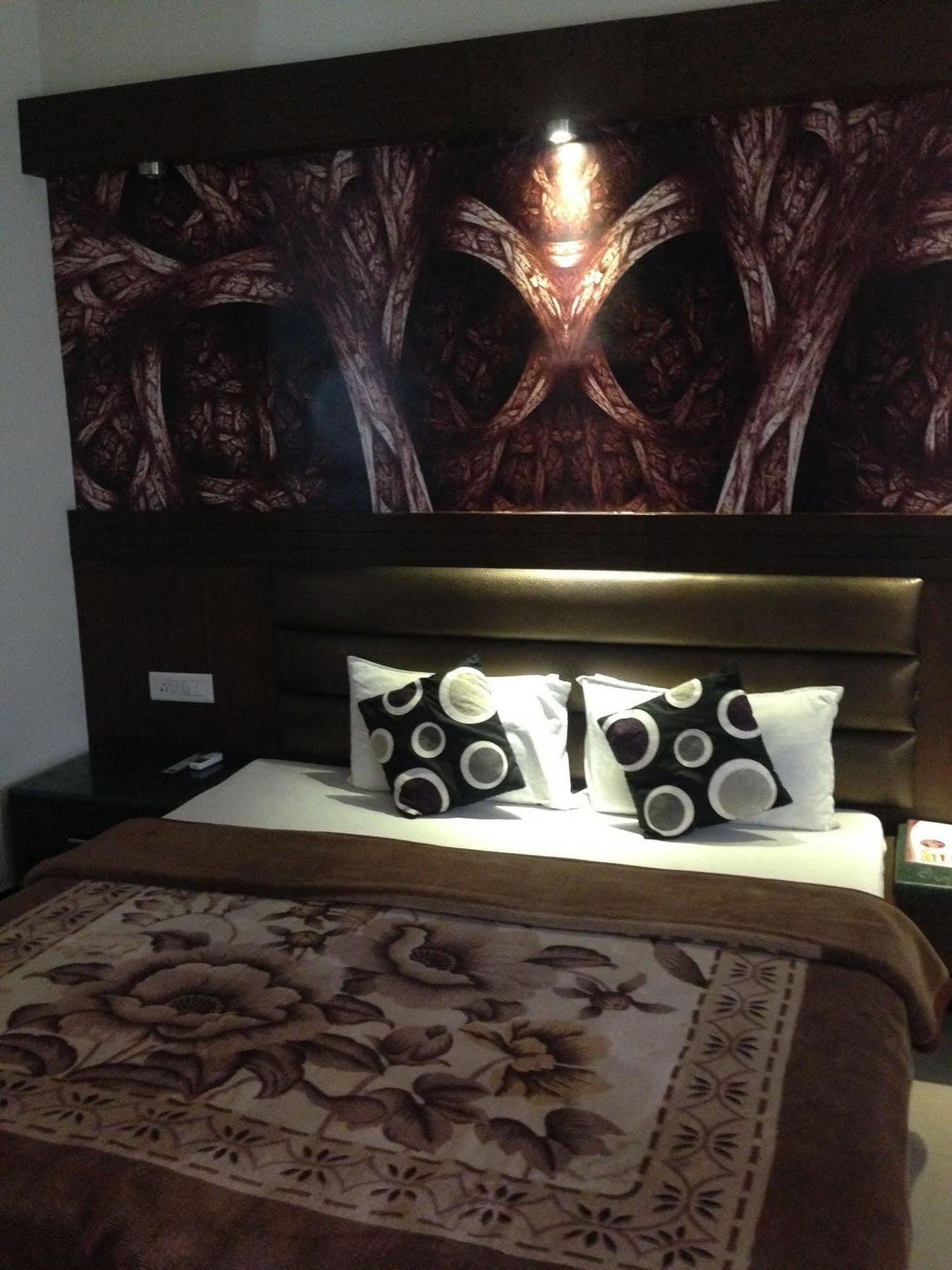 Namaskar Residency Otel Amritsar Dış mekan fotoğraf
